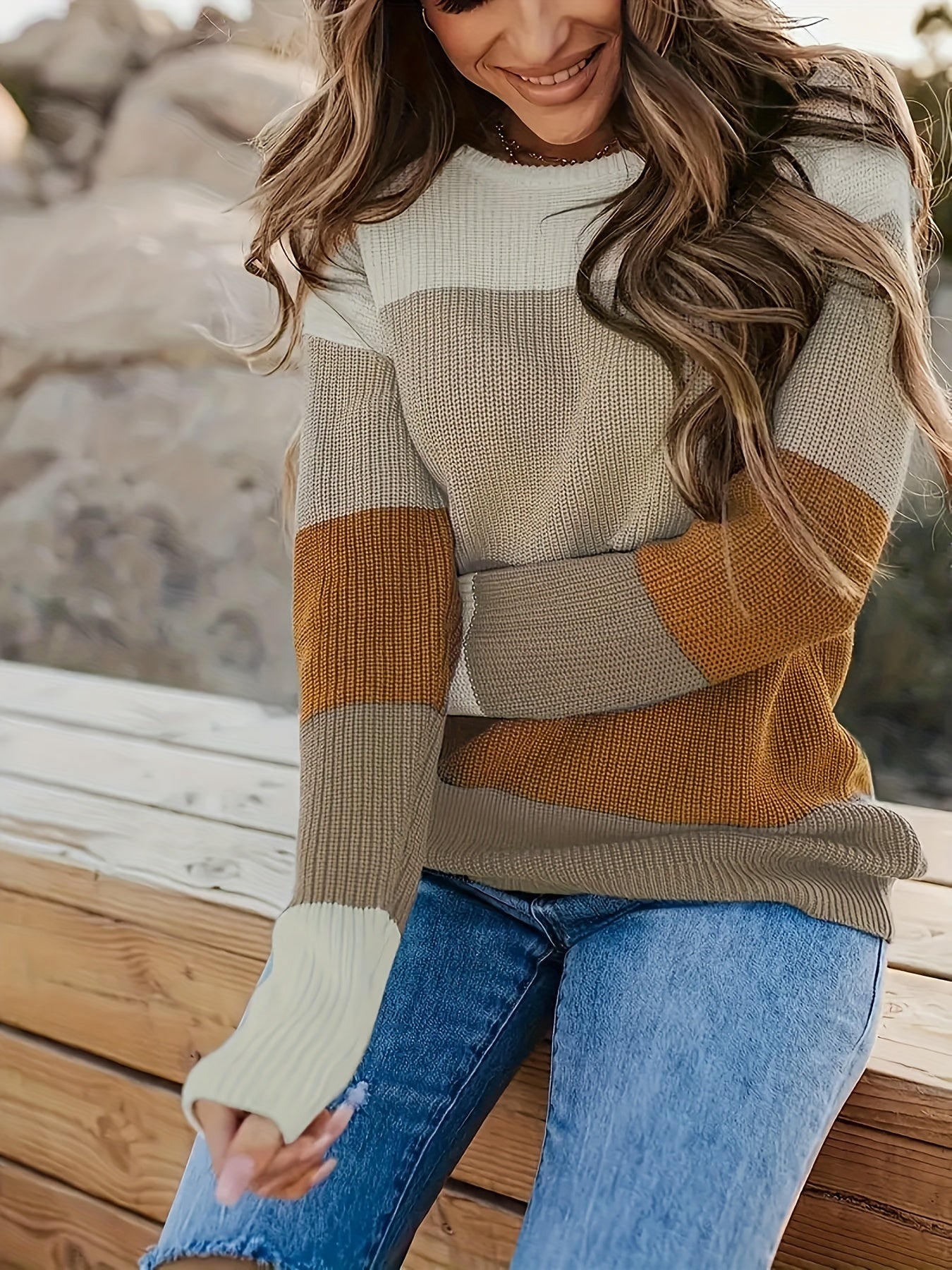 Cira - Stylish Block Crew Neck Sweater